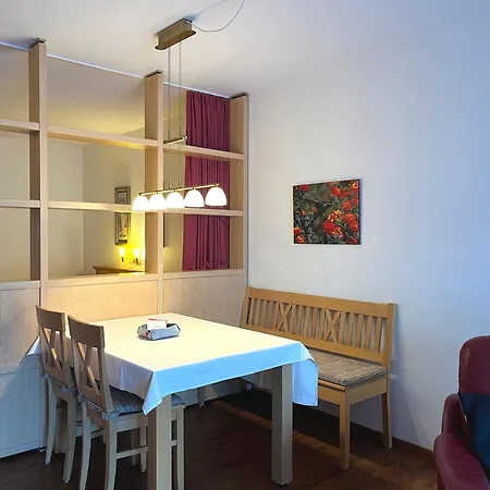 Rubiblick, Montana Haus 오버스트도르프