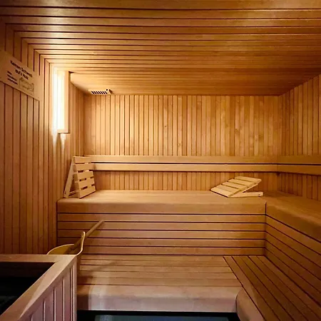 Rubiblick, Montana Haus *